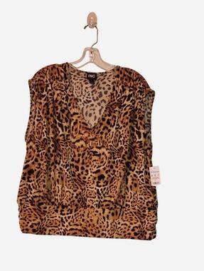 NWT INC International Concepts Pheby Cheetah Banded Hem V-Neck Top Plus Size 1X
